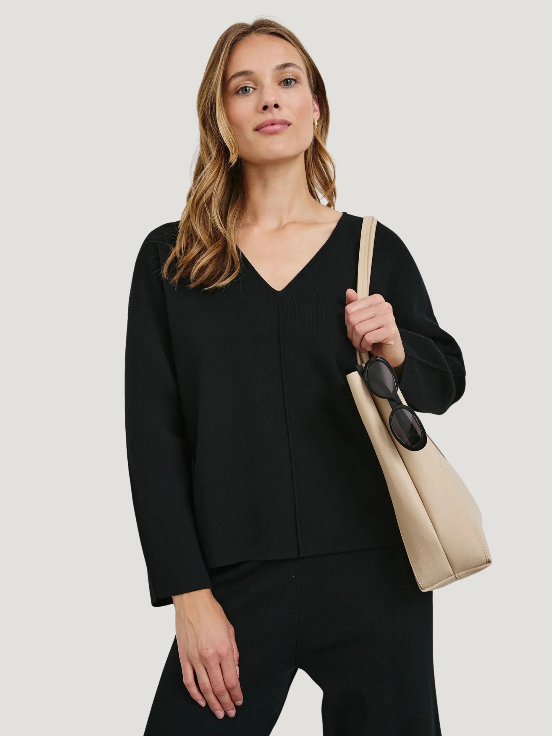 829B-337C-001b Rails Hollyn Sweater