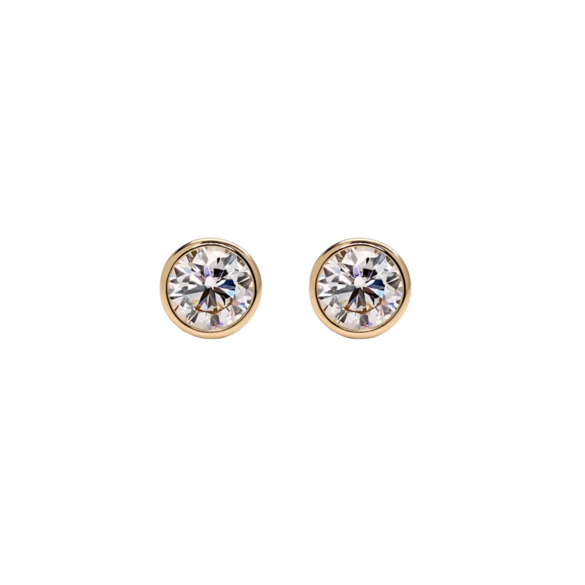 WD1954 14K Gold Lab Grown Diamond Bezel/Martini Studs