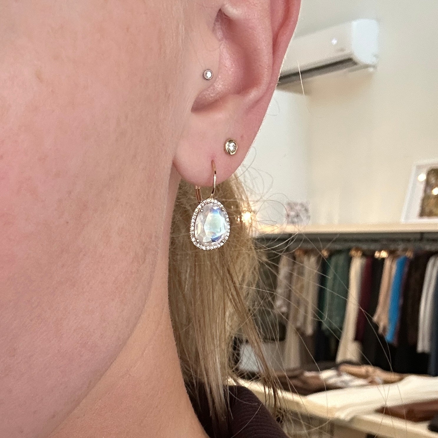 WD1811 14kt Gold Organic Moonstone with Diamond Halo