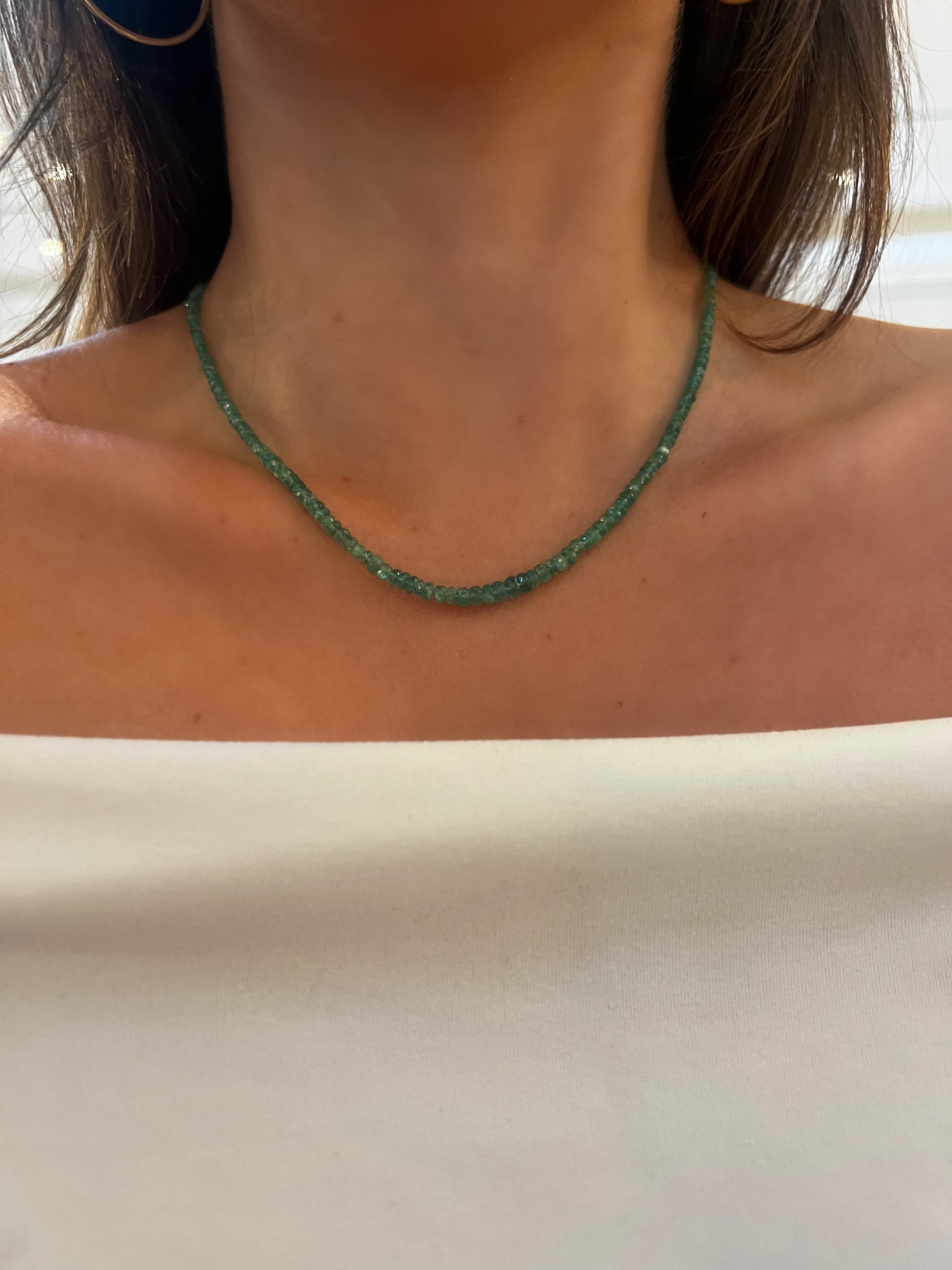 WD1932 Faceted Emerald Necklace — 14K Yellow Gold