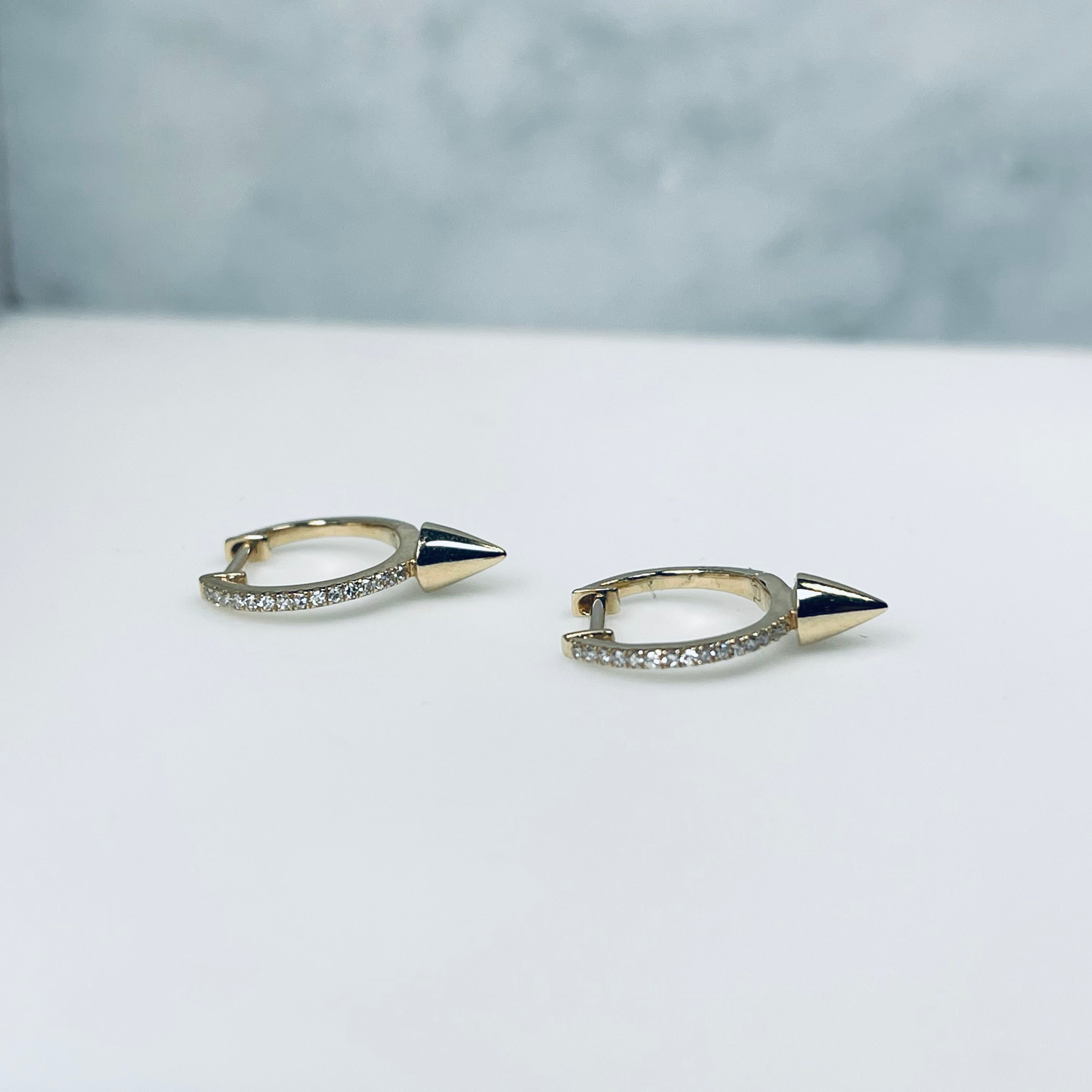 WD717 14kt pave Diamond with spike detail huggie hoops