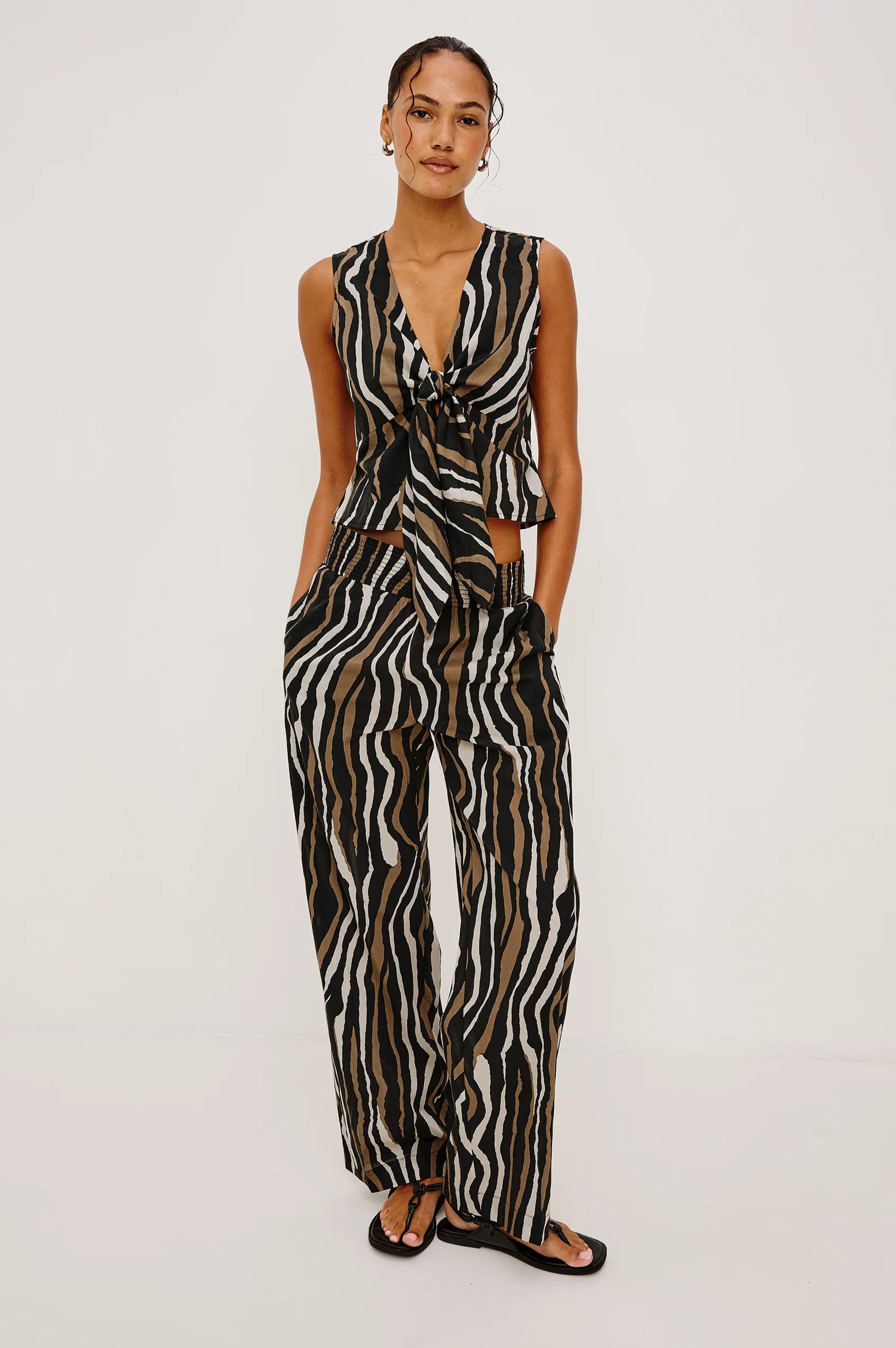 680-607D-1247cs Rails chala Top