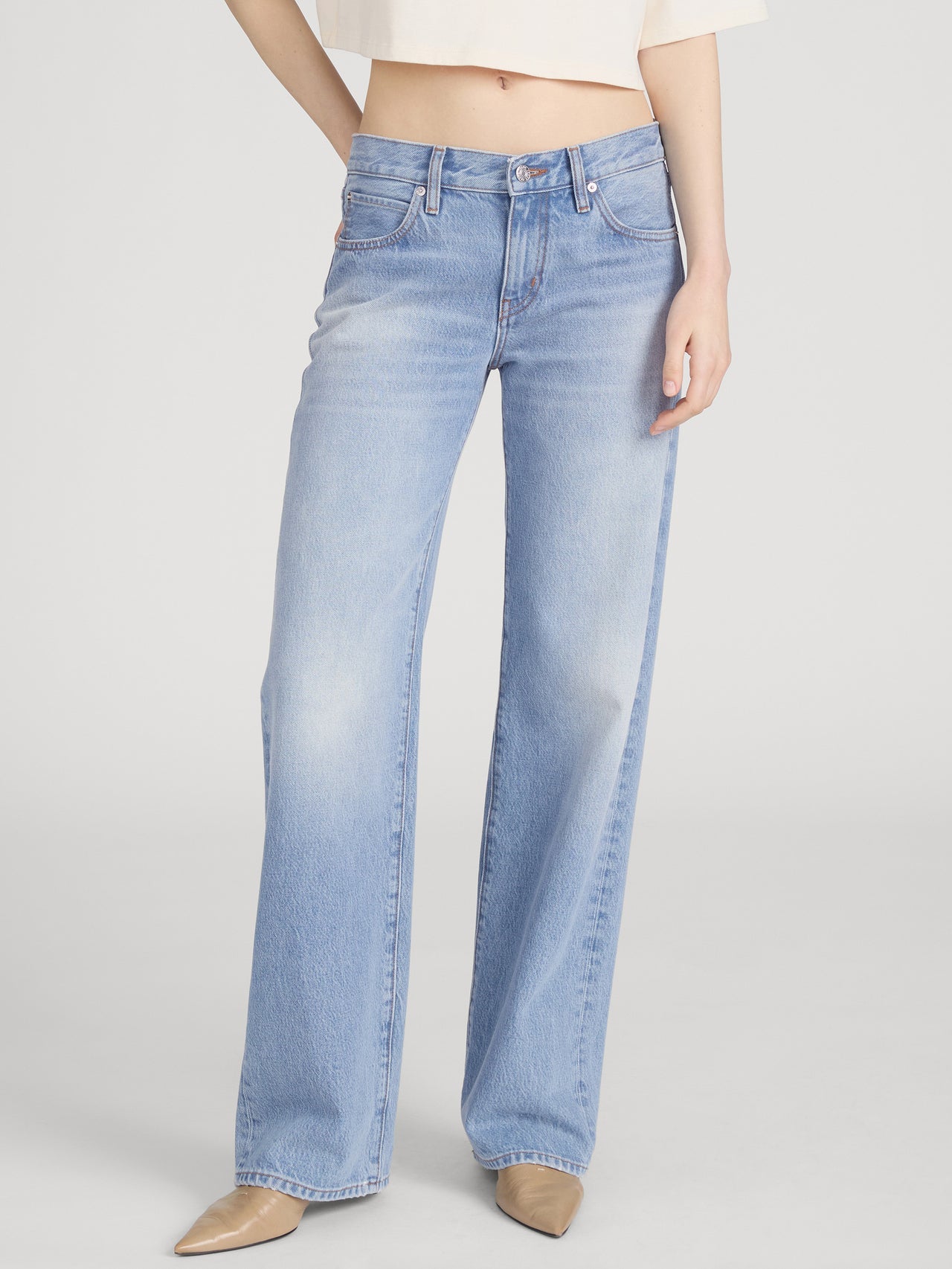 1025874s FRAME The Saturday Jesn