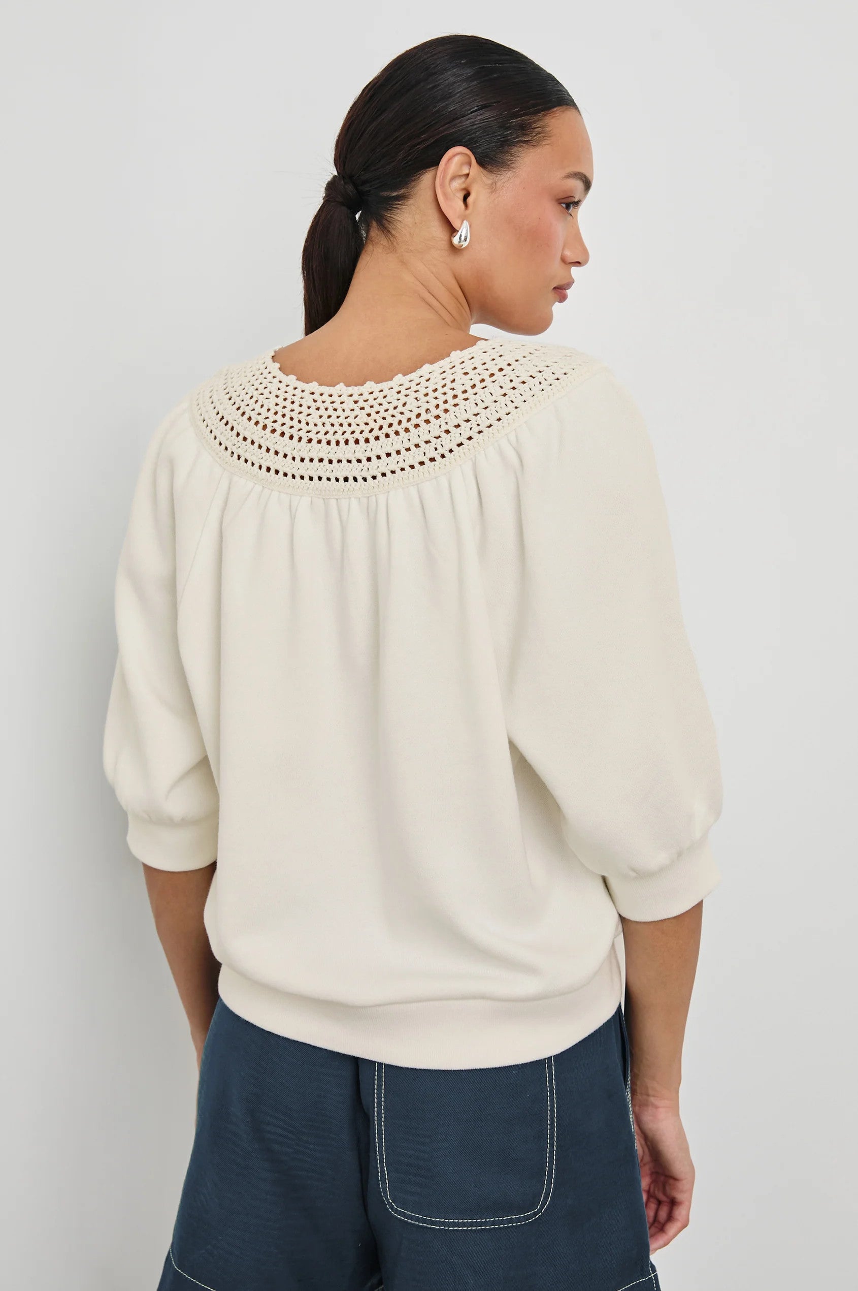 854A-680C-003i Rails Mariposa Top