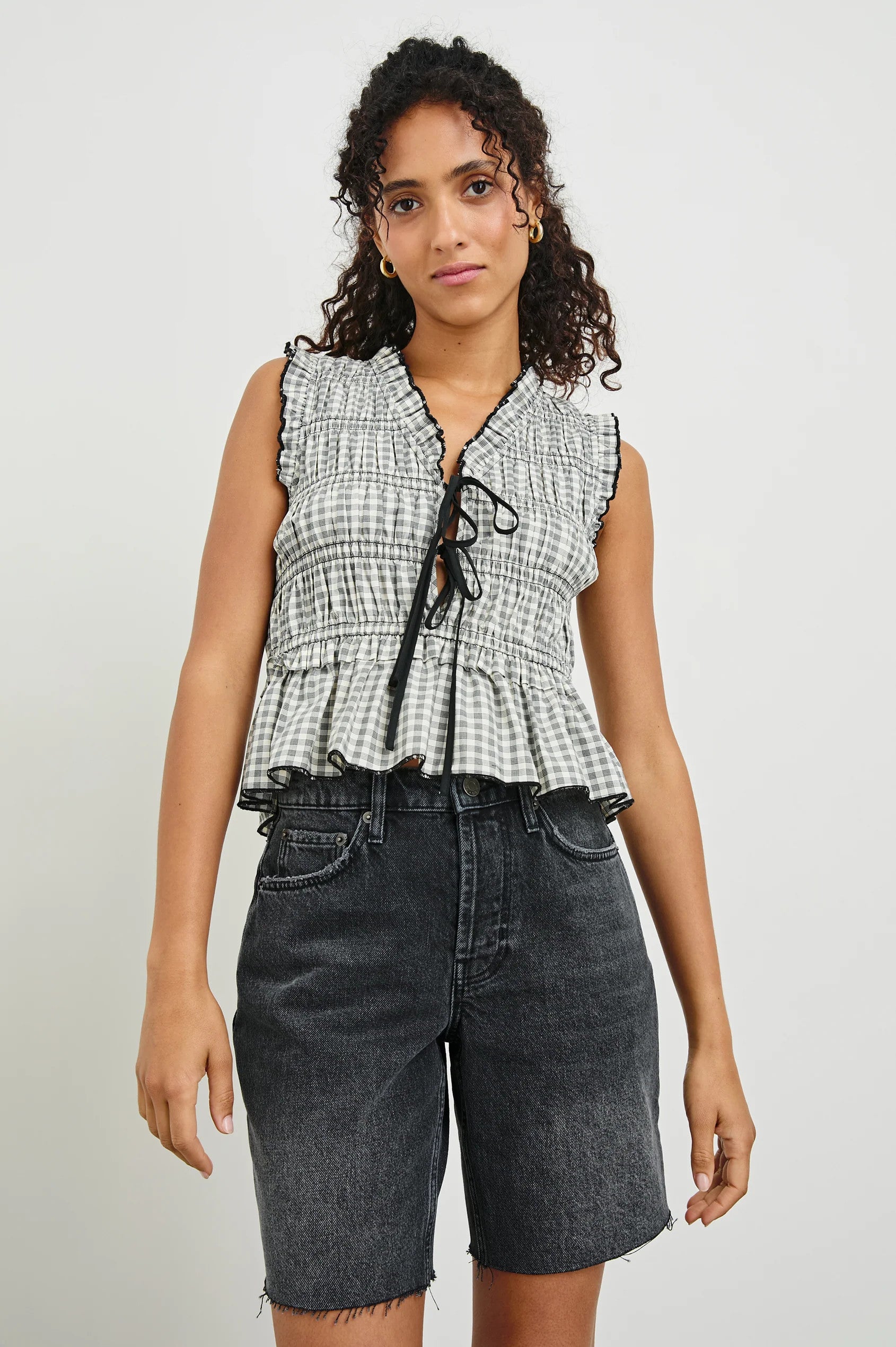 670-640C-7896ij Rails Martine Top