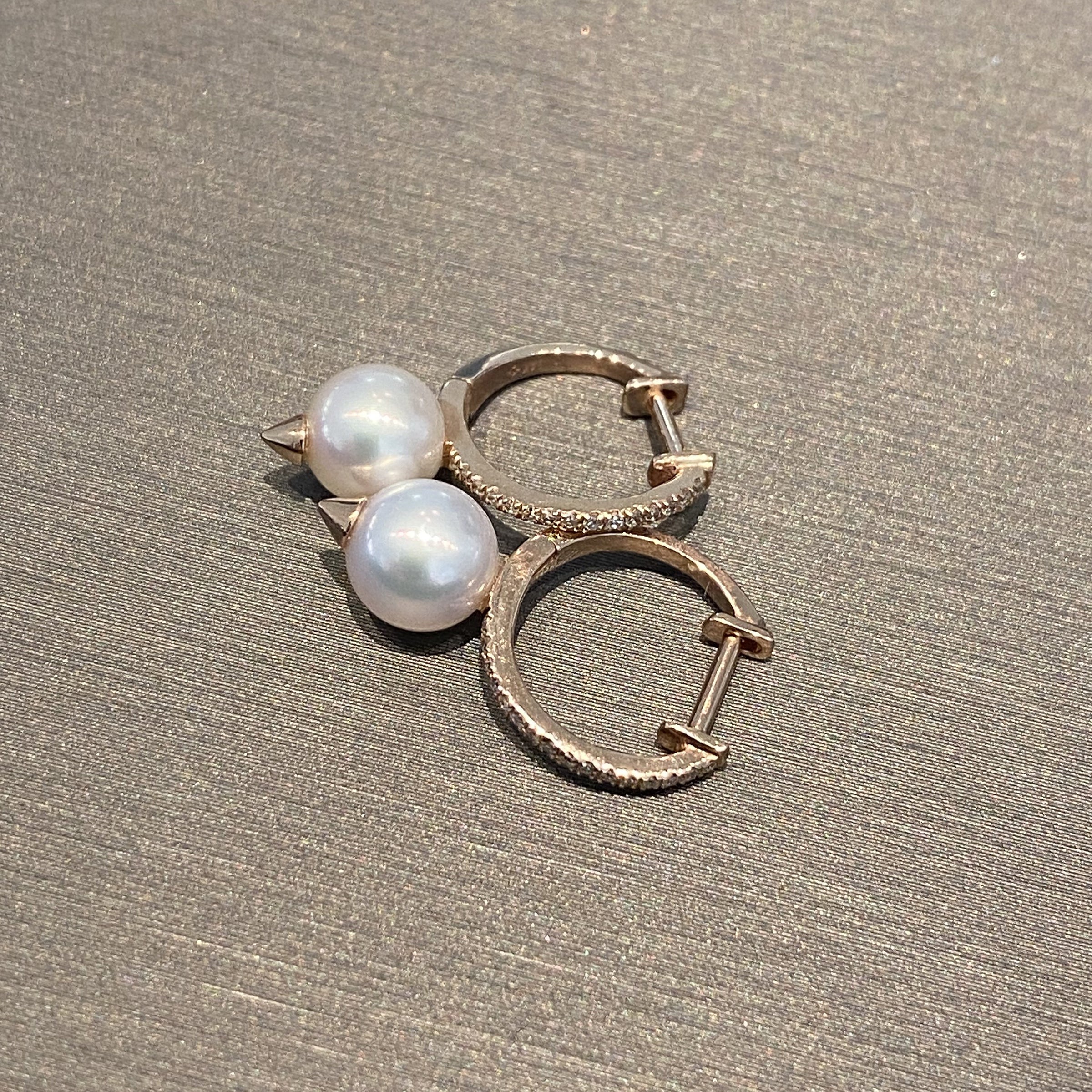 WD694 14kt pave huggie hoop .08ct pearl drop