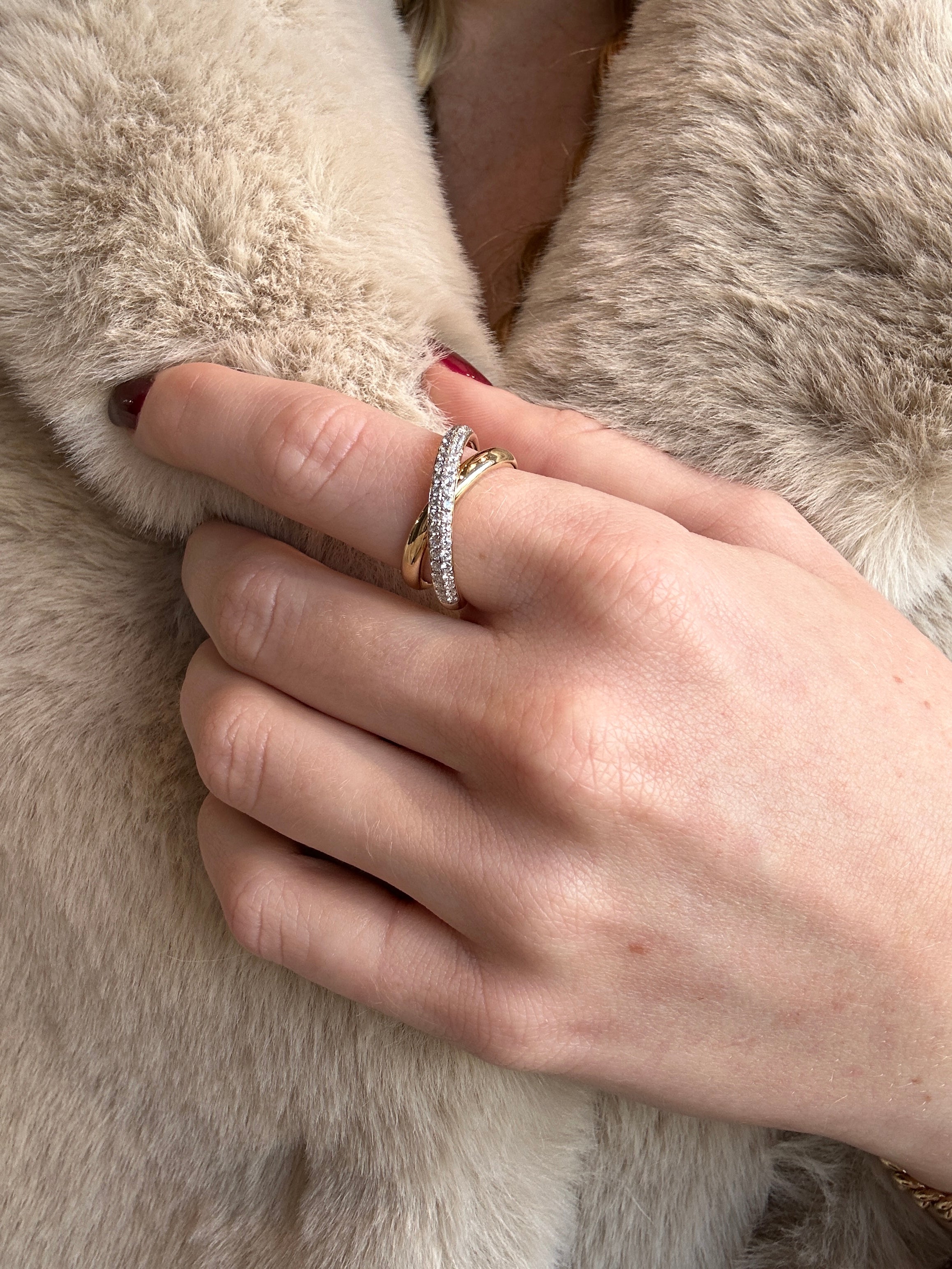 WD1723 14kt Gold X Statement Band