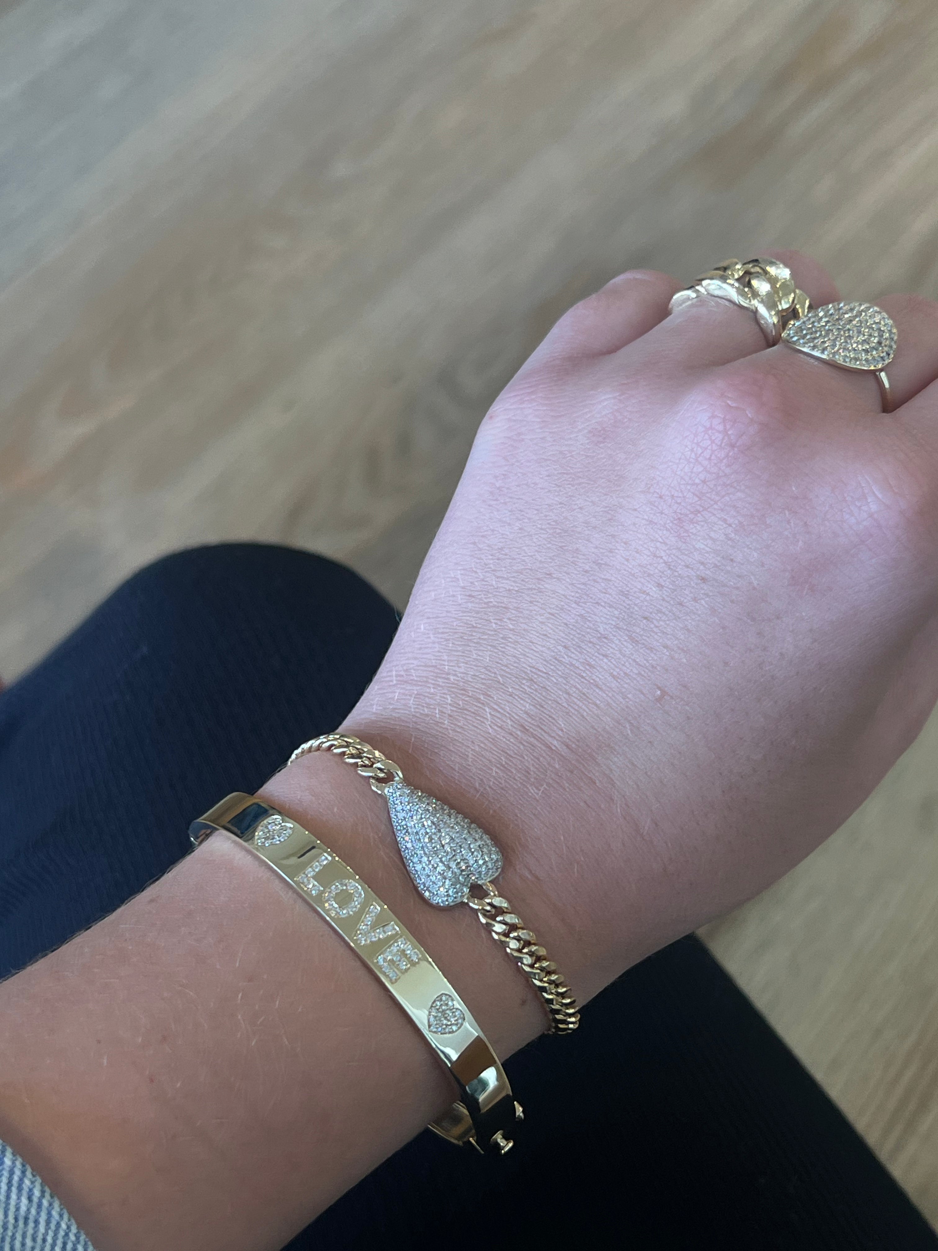 WD1805 14kt Gold Diamond Love Bangle