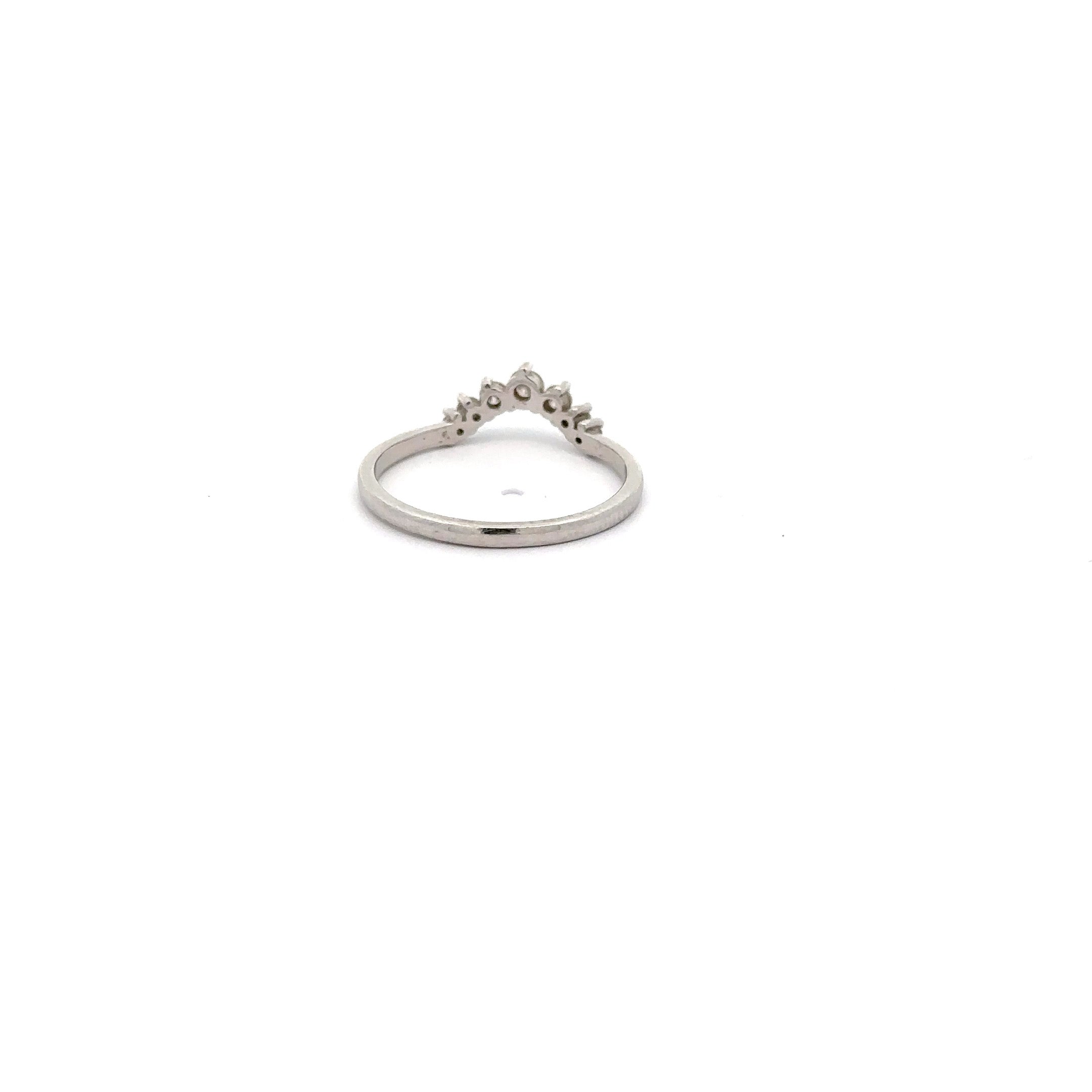 WD552 - Curved Diamond Ring