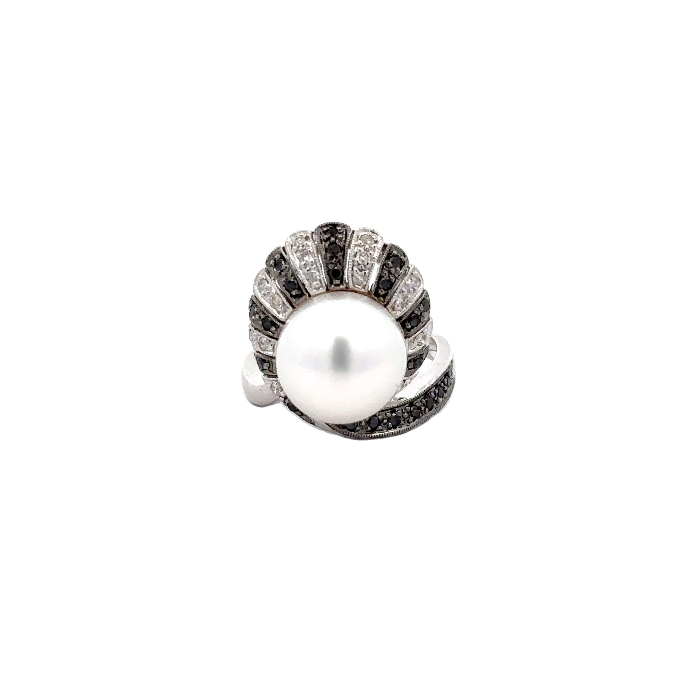 351980-78 14kt White Gold South Sea Pearl Ring with Black and White diamonds