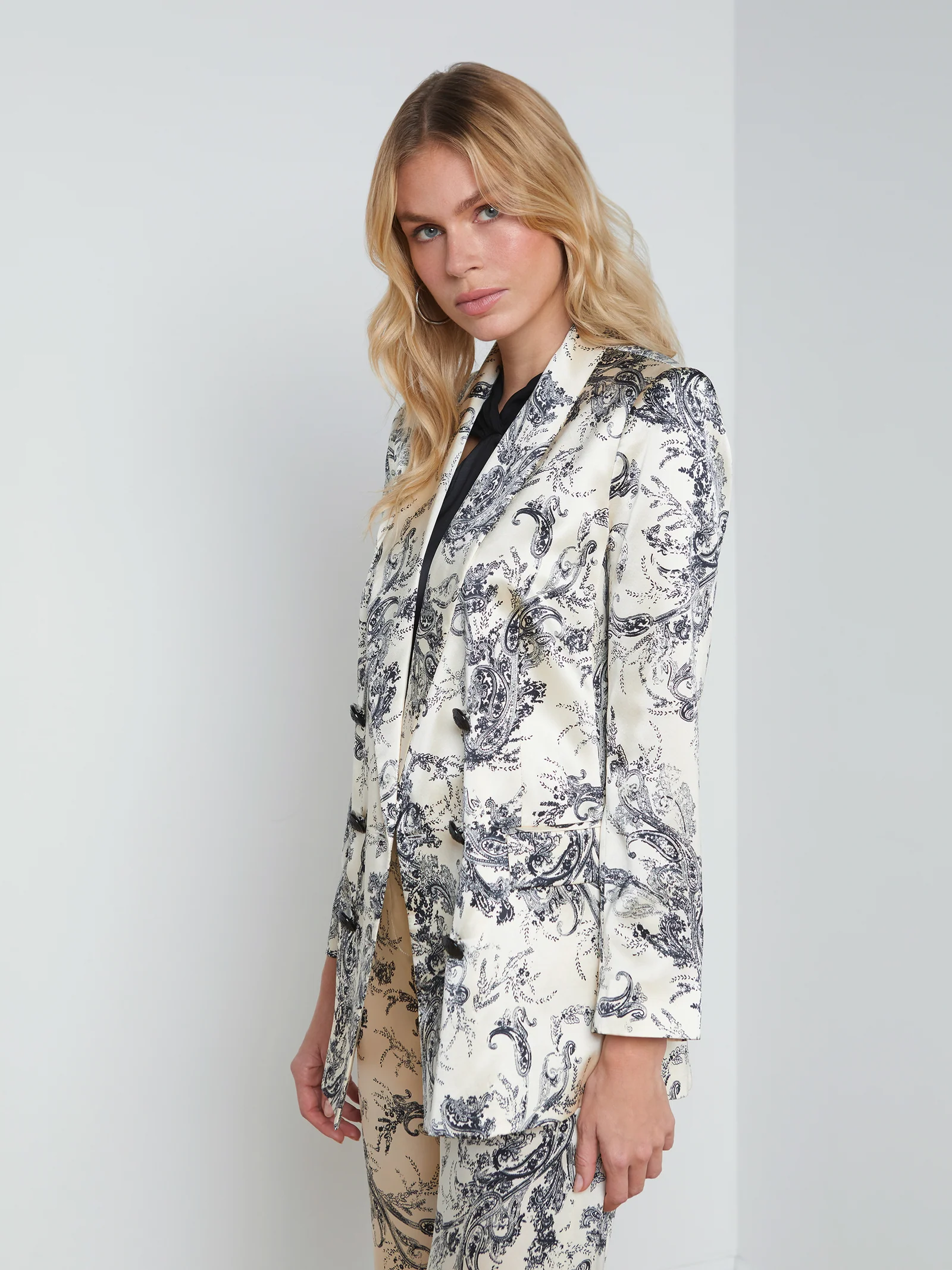 1613PEWebsp L'AGENCE Jayda Silk Blazer