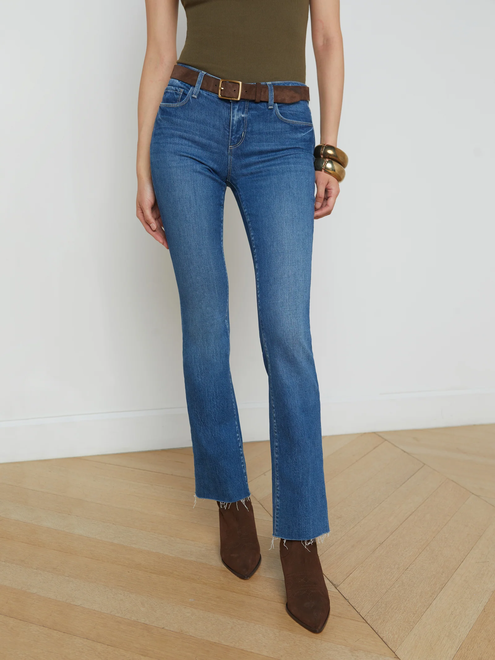 2823NNBRs L'AGENCE Sneeki Low-Rise Straight-Leg Jean