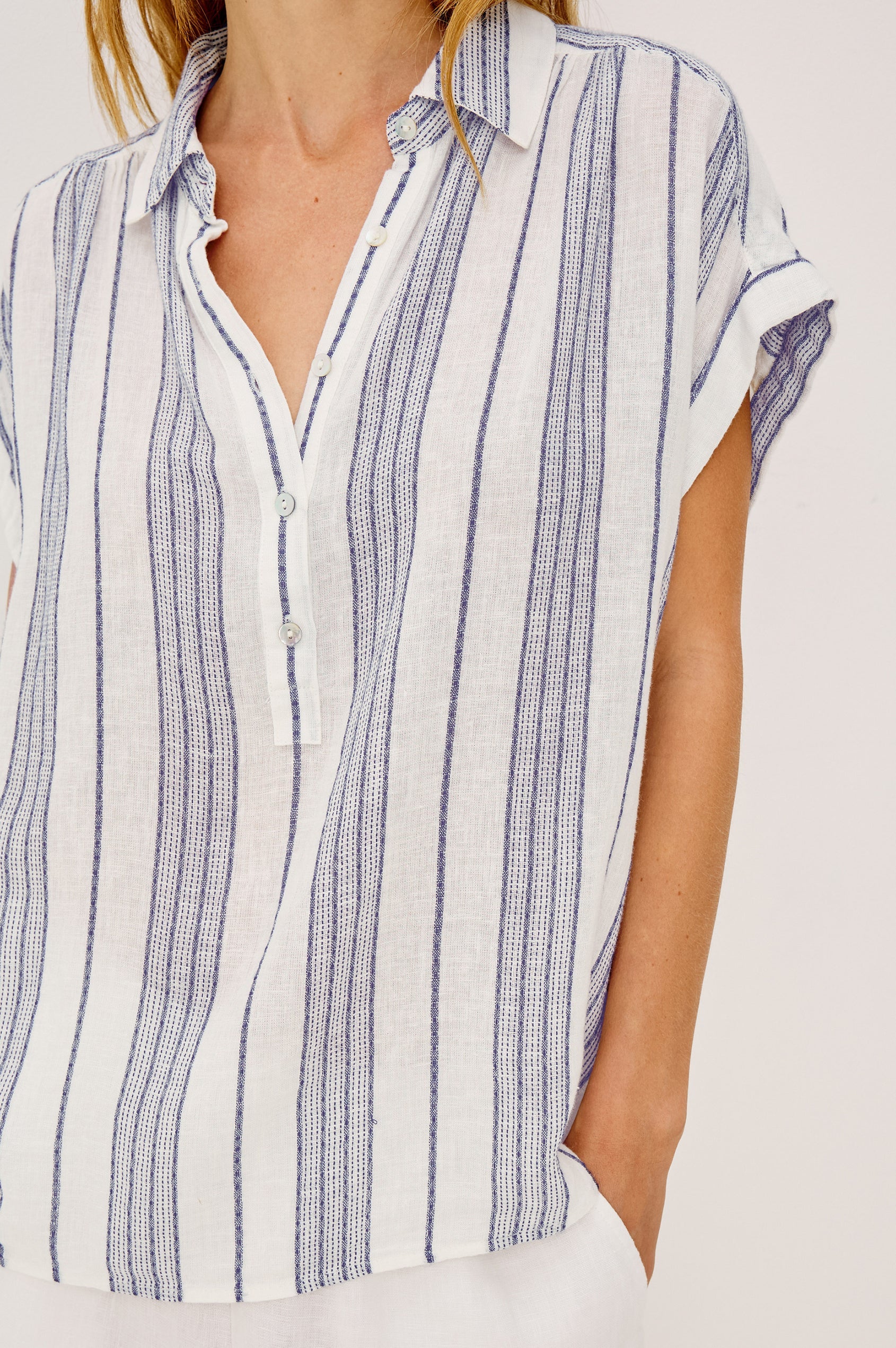 200-572A-8749SS RAILS The Tuscany  Shirt