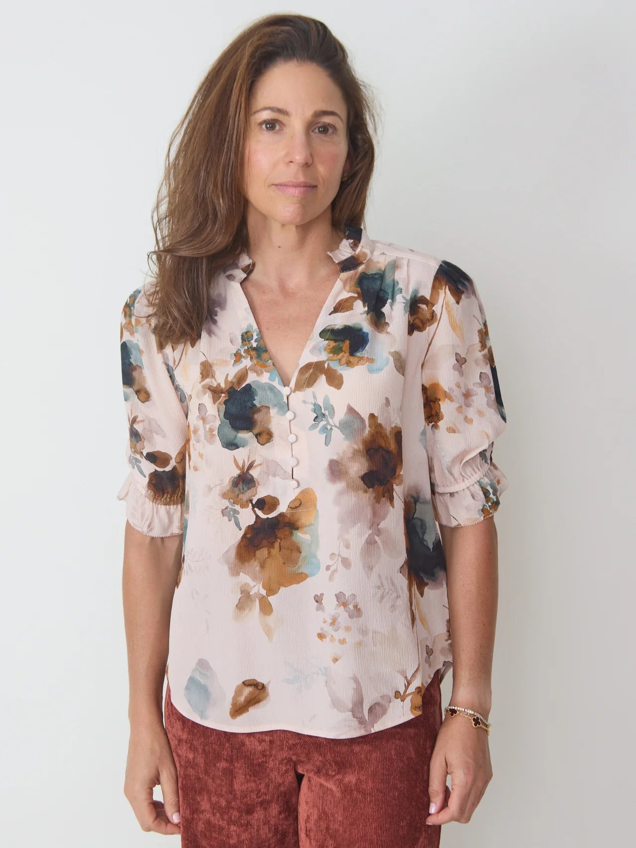 T1690-MWFL Go Silk Go Evermore Blouse Print
