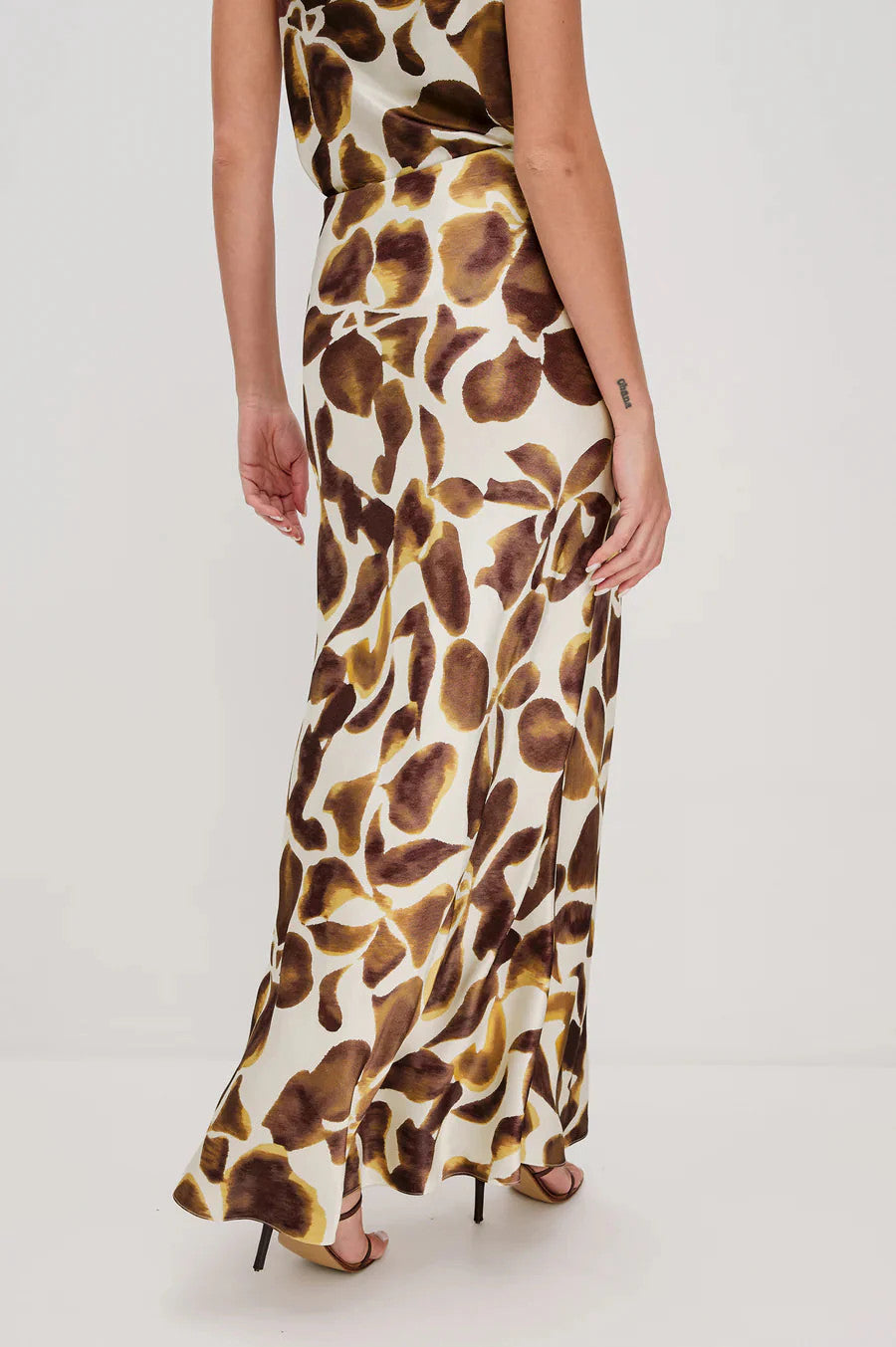 924-214B-8279el Rails Romina Skirt