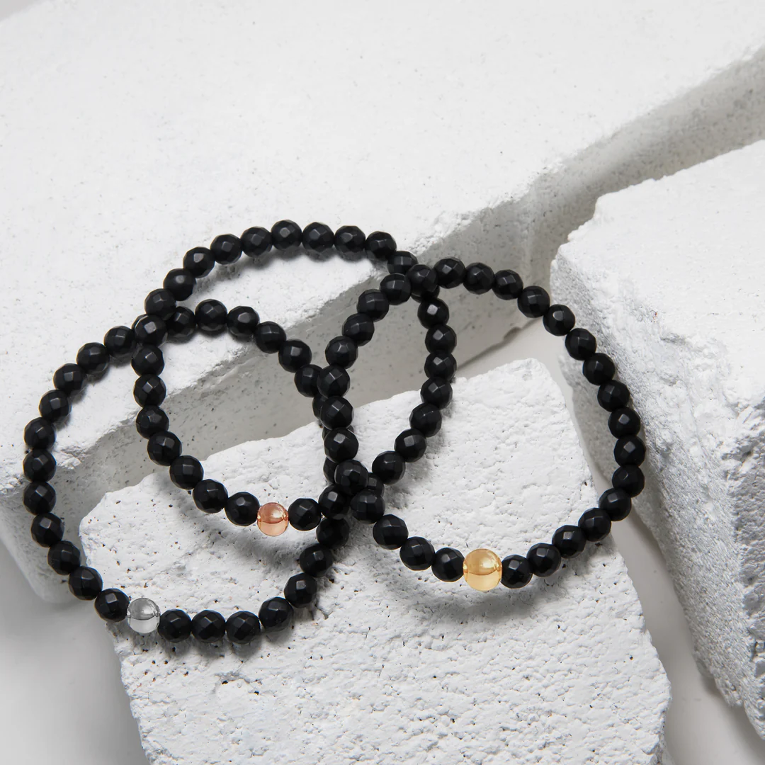 LG110 4mm goldfill beaded bracelet with facetwd black Onyx