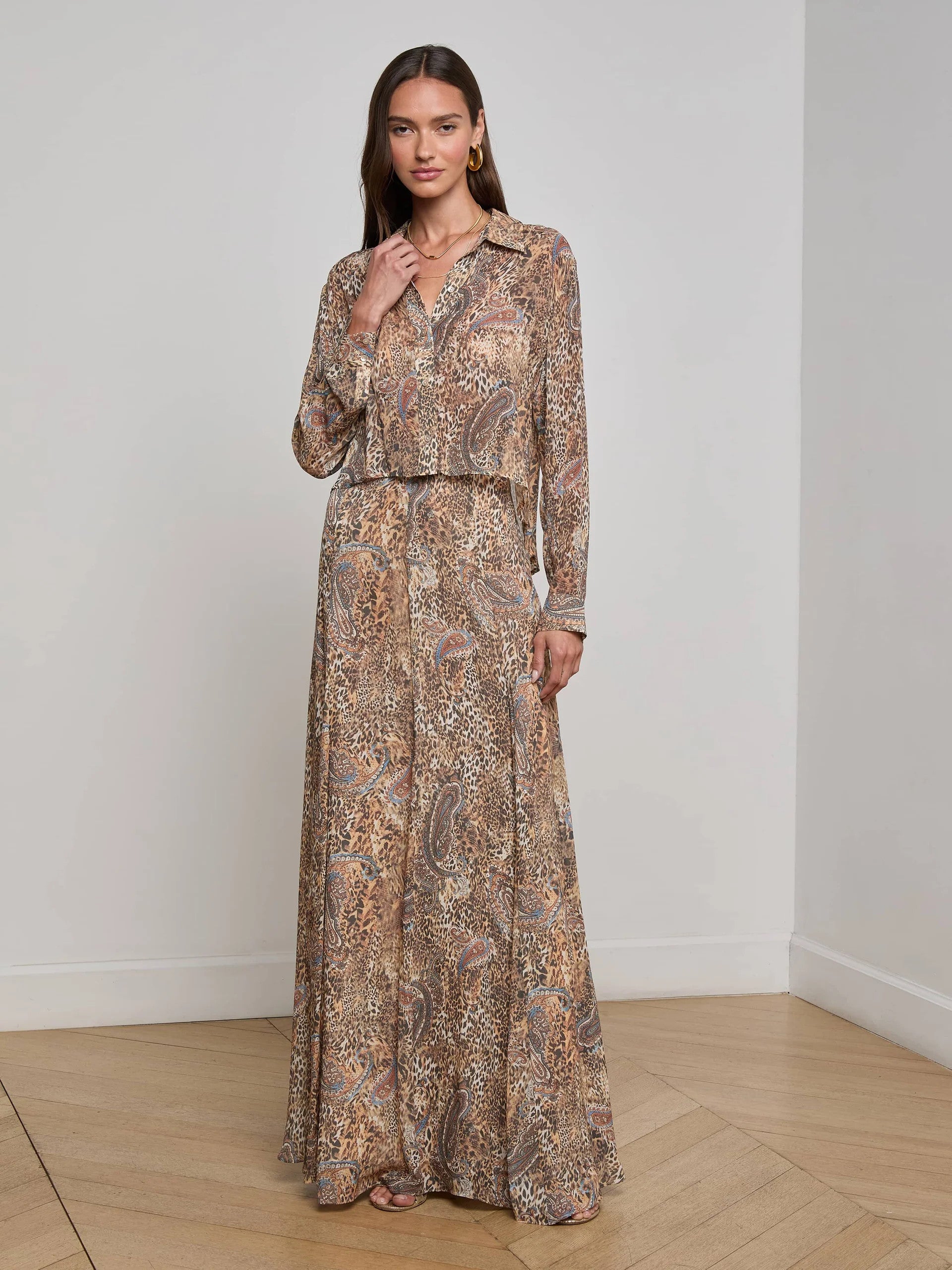 40548VAJbbvl L'AGENCE Cosette Crop Hi Low Shirt