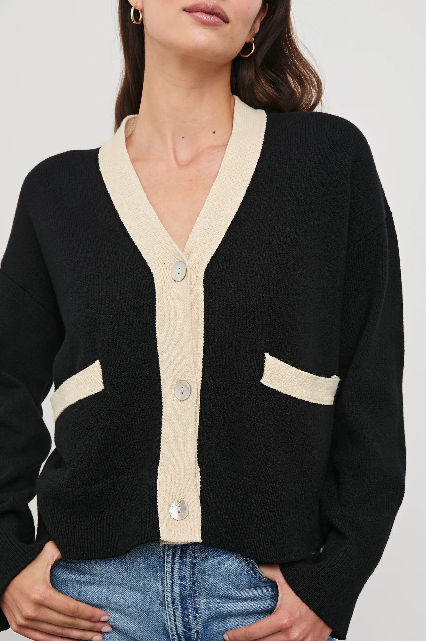 852B-418B-7373bi Rails Geneva Cardigan