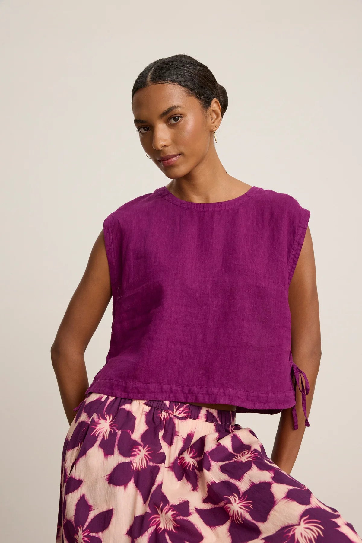 TAVIA07g Velvet Tavia Linen Top