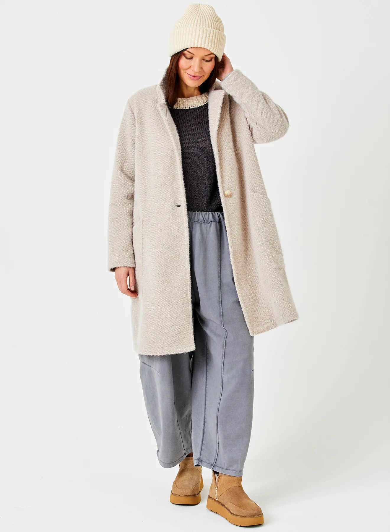 A91725Nc Suzy D Iris Soft Fluffy Coatigan