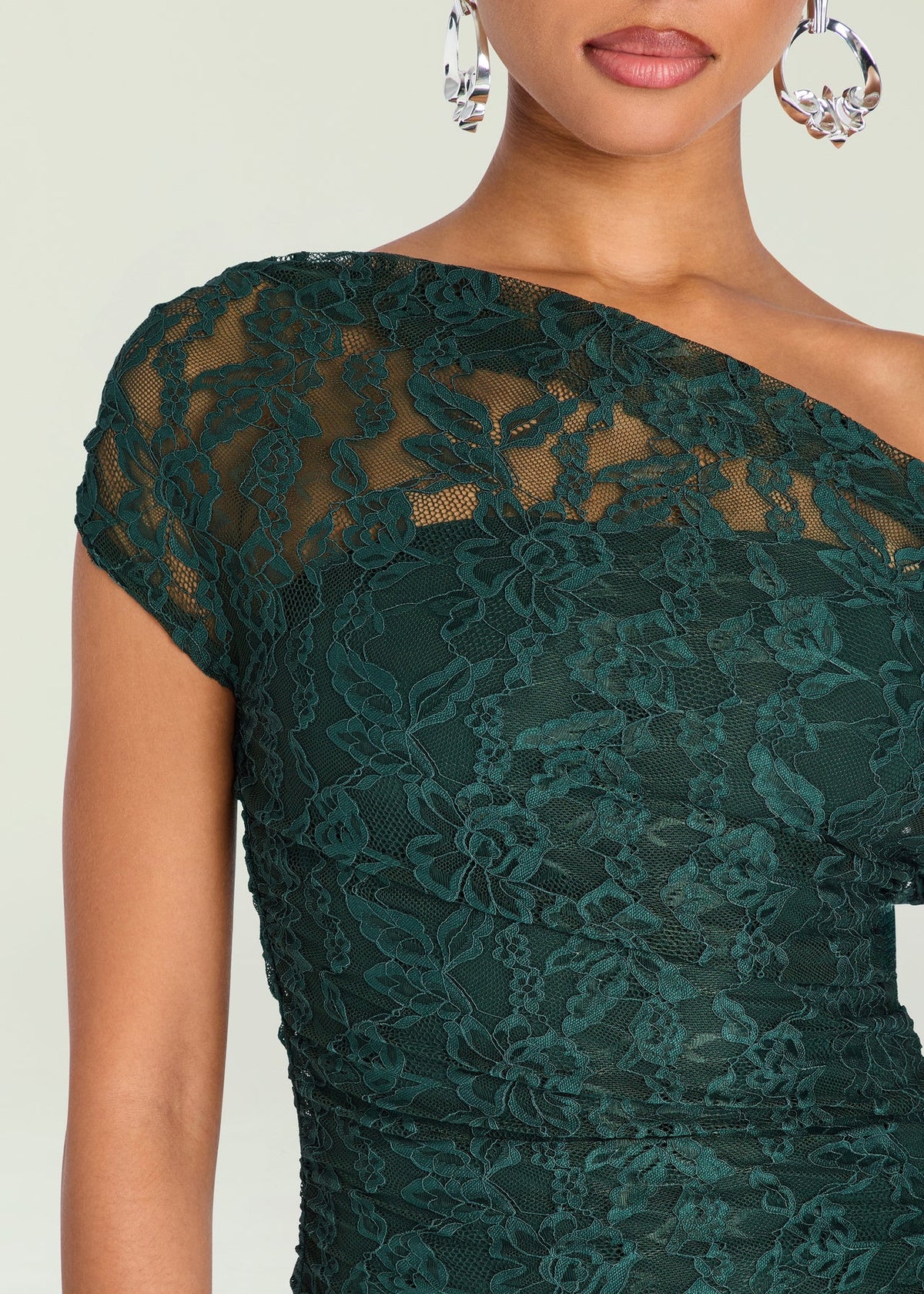 S-FW26-6201-17 Seroya The Noel Lace Dress