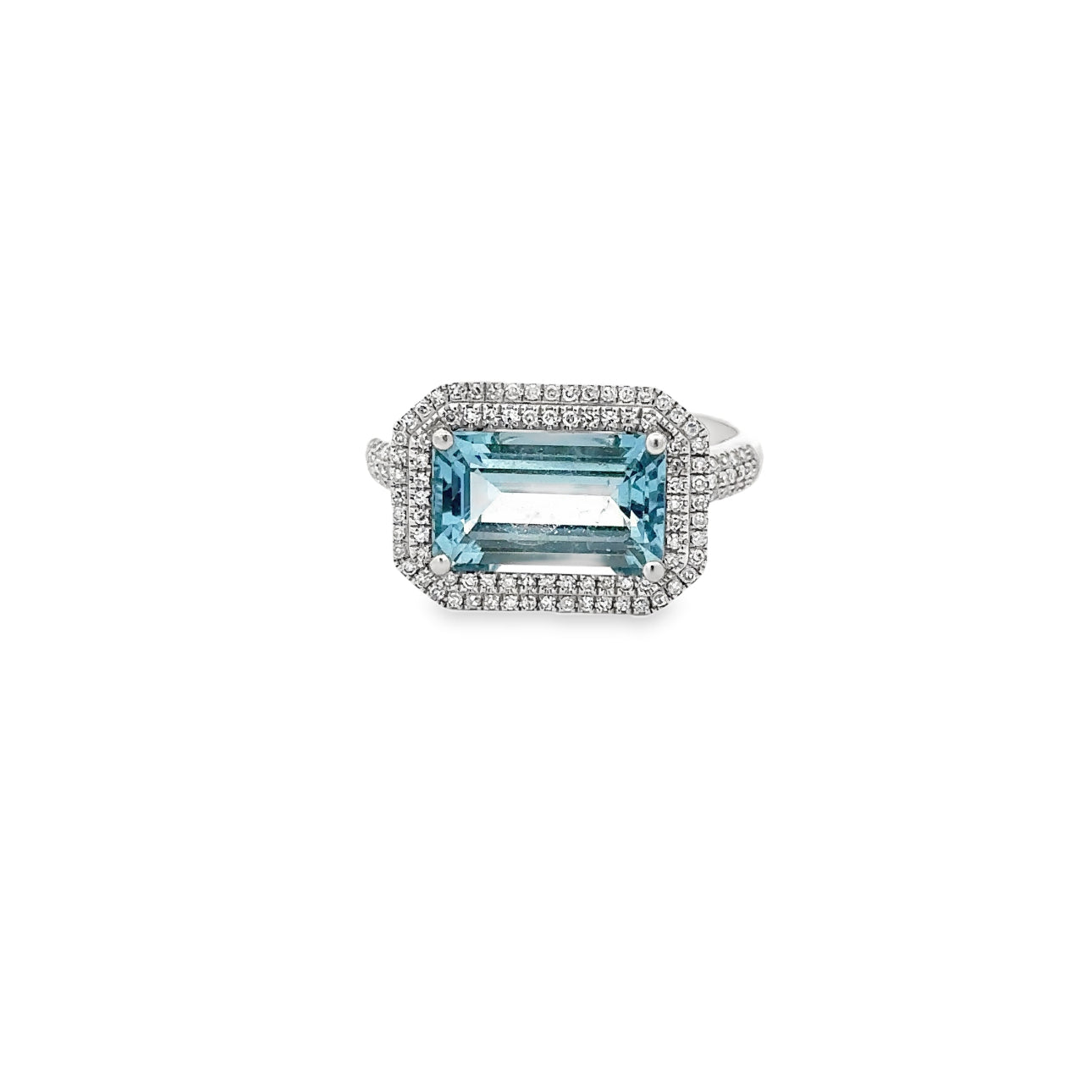 WD1677 14kt Gold Aquamarine and Diamond Ring