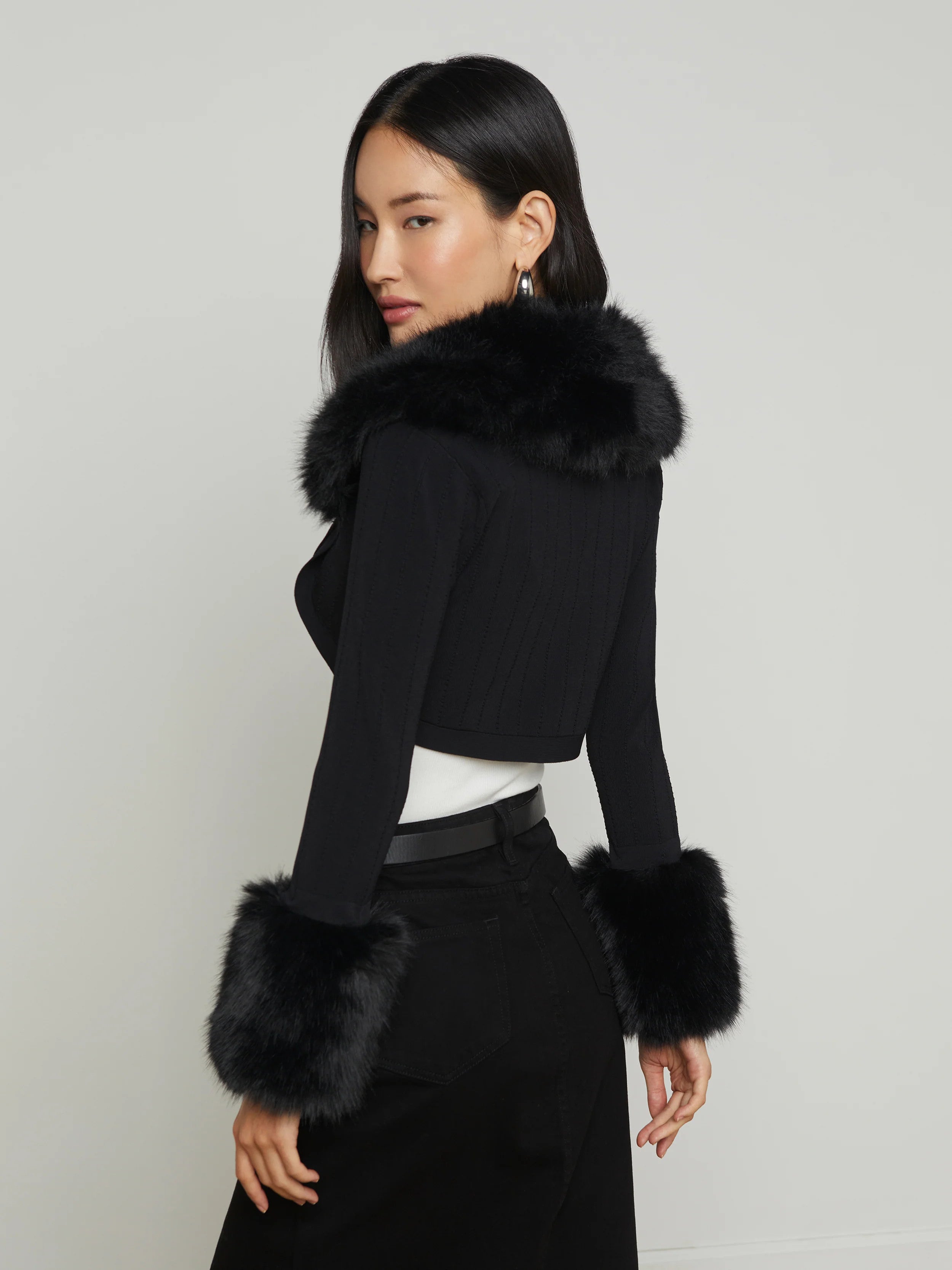 80069NXCb L'AGENCE Haru Faux Fur Shrug