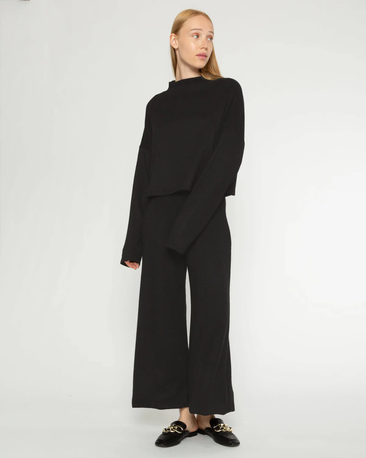 1388b Ripley Rader Sweater Knit Wide Leg Pant: Cropped