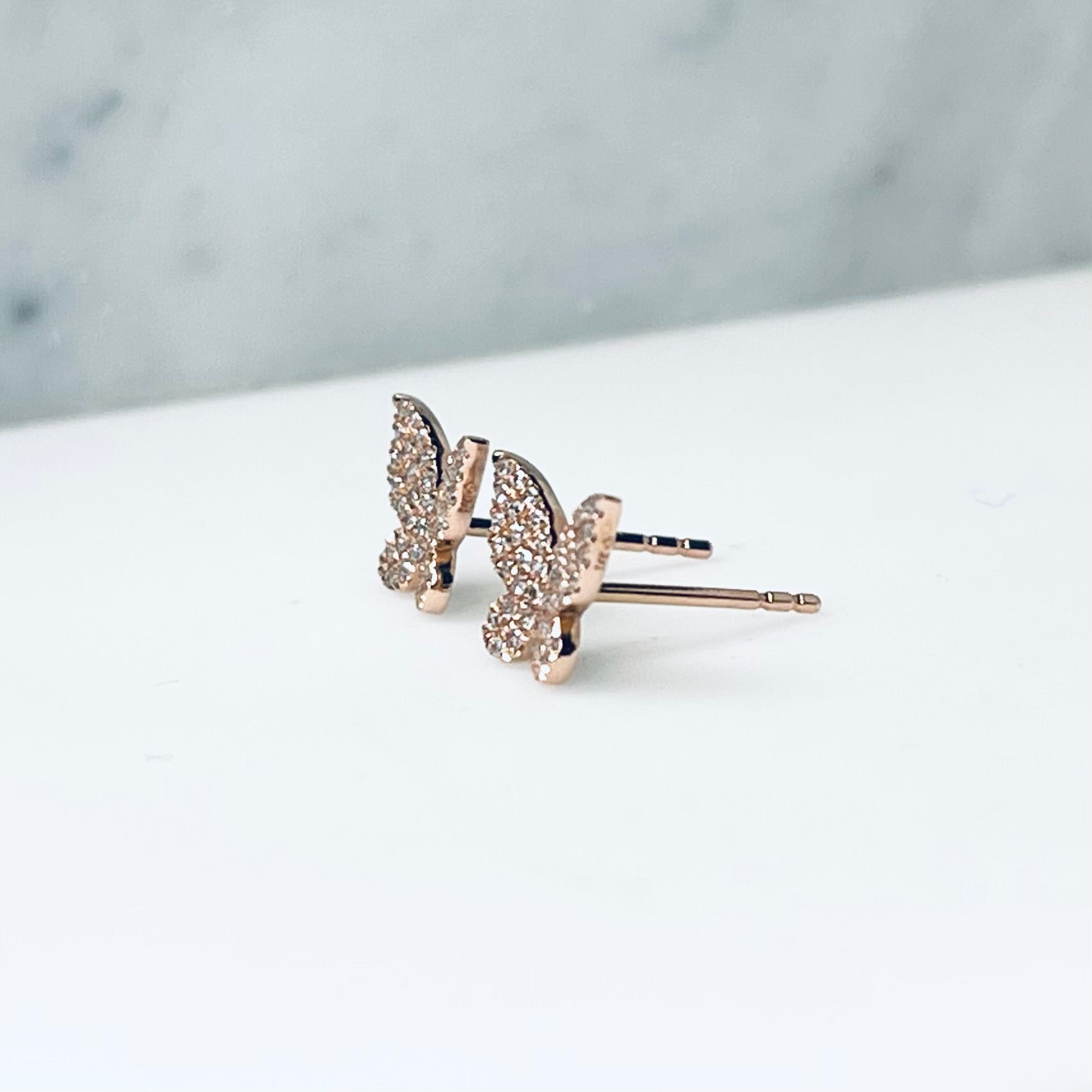 WD807 14kt gold pave diamond butterfly stud